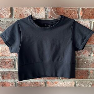 OFFLINE By Aerie Sidewalk Black Seamless Cropped T-Shirt. Size medium